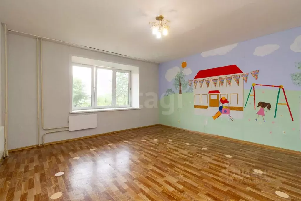 3-к кв. Красноярский край, Красноярск ул. Молокова, 8 (97.5 м) - Фото 1