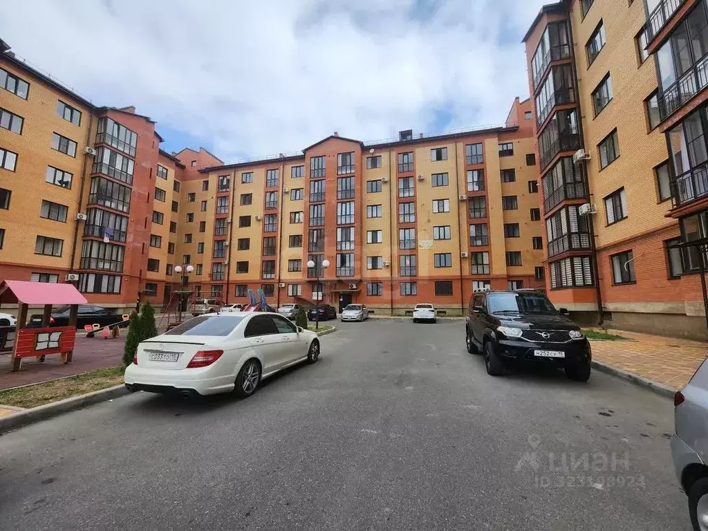 3-к кв. Северная Осетия, Владикавказ ул. Билара Кабалоева, 16 (93.5 м) - Фото 2