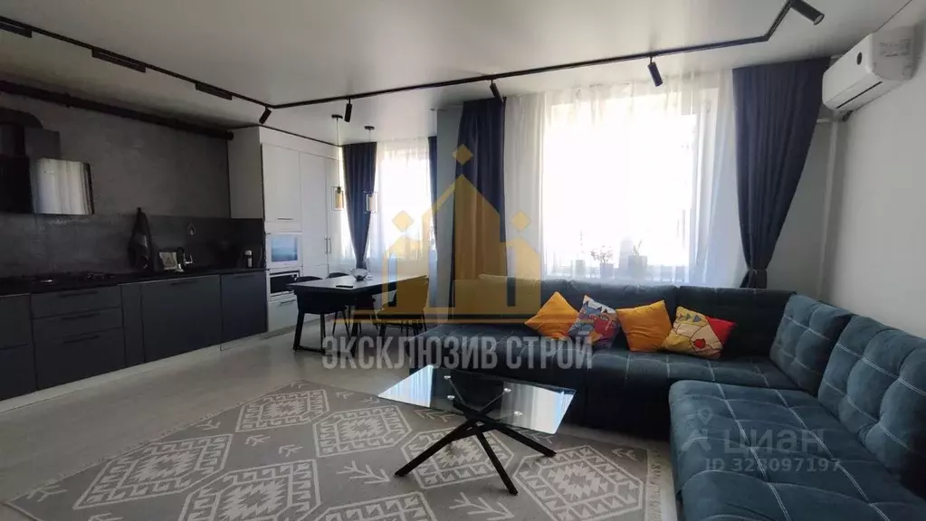 3-к кв. Ставропольский край, Ессентуки пер. Кирова, 4 (80.0 м) - Фото 1
