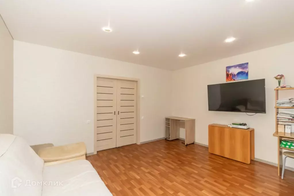 Продаётся 2-к квартира, 60.6 м - Фото 1