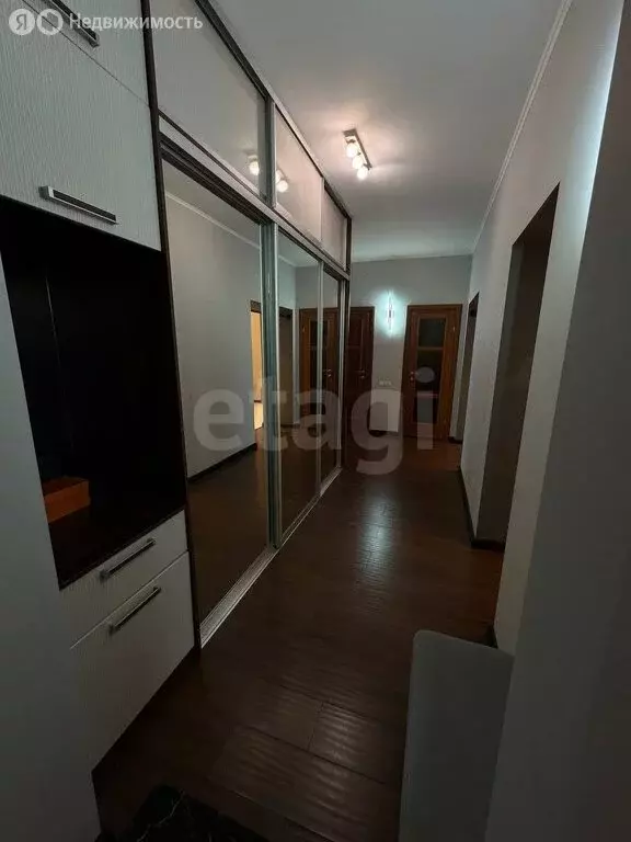 2-комнатная квартира: Тюмень, улица Циолковского, 7к2 (73.4 м) - Фото 1