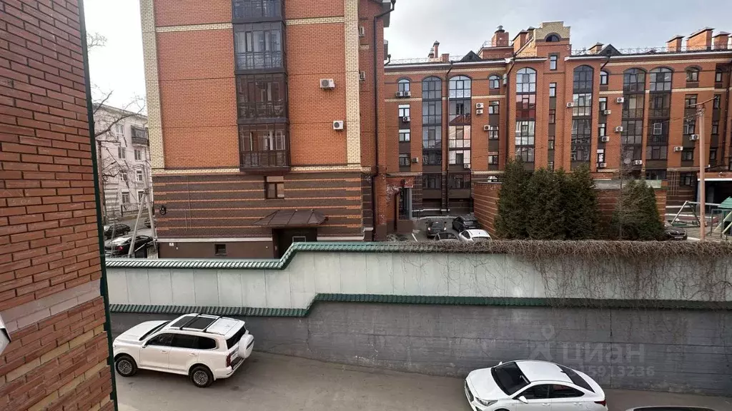 4-к кв. Татарстан, Казань ул. Зои Космодемьянской, 1 (194.0 м) - Фото 0