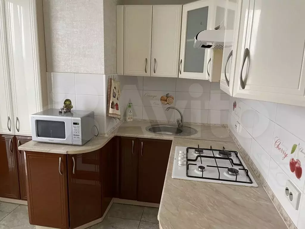 1-к. квартира, 45 м, 3/12 эт. - Фото 1