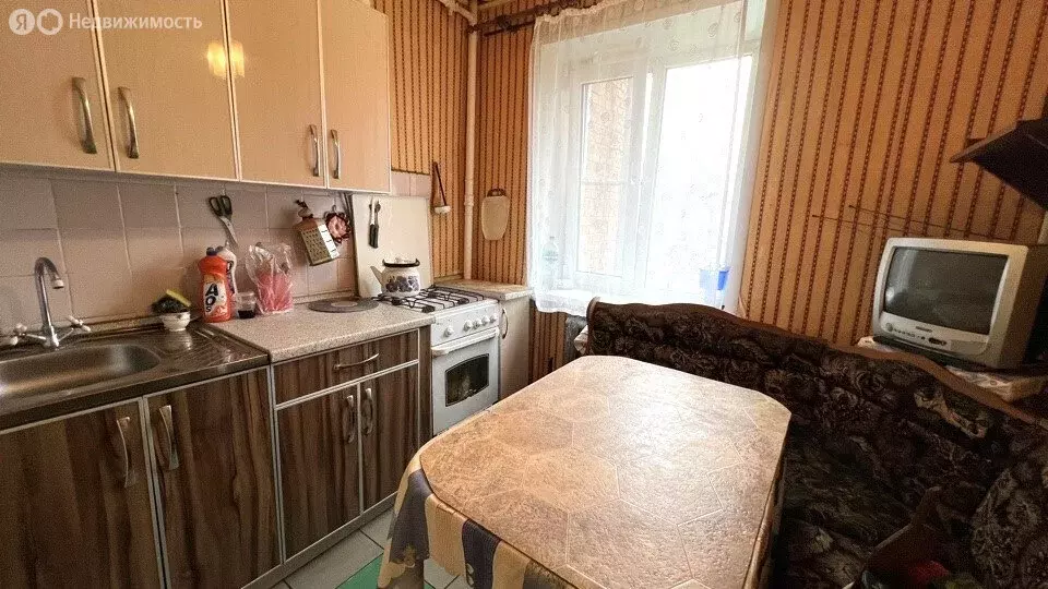 3-комнатная квартира: Астрахань, улица Ленина, 23 (53.5 м) - Фото 1