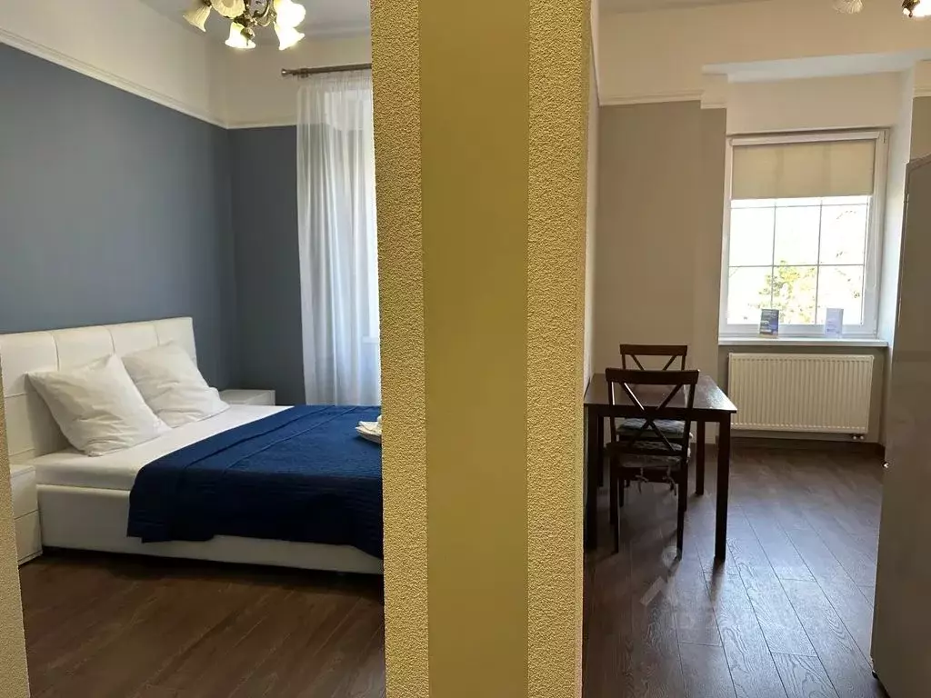 Комната Калининградская область, Пионерский Комсомольская ул., 10 - Фото 2