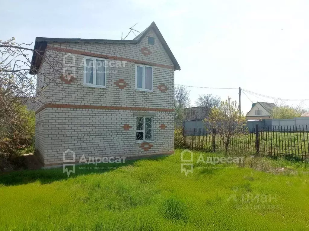 Дом в Волгоградская область, Городищенский район, Ерзовское городское ... - Фото 1