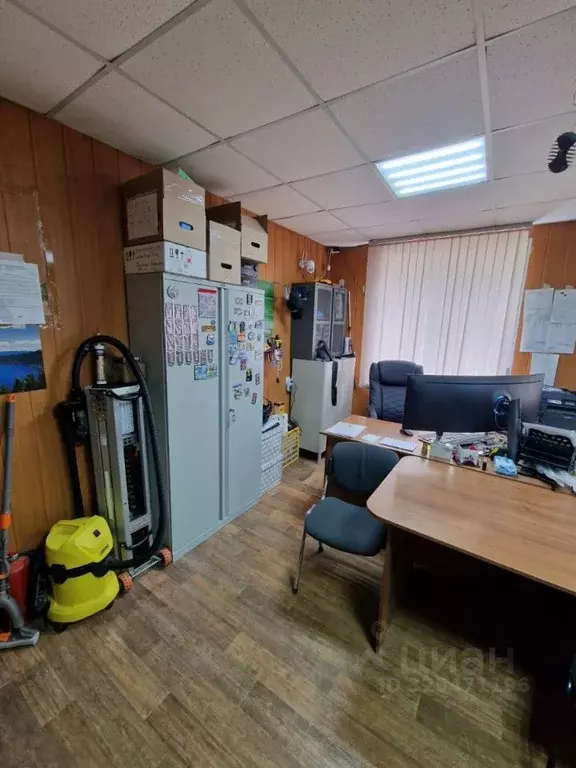 Помещение свободного назначения в Татарстан, Набережные Челны просп. ... - Фото 2