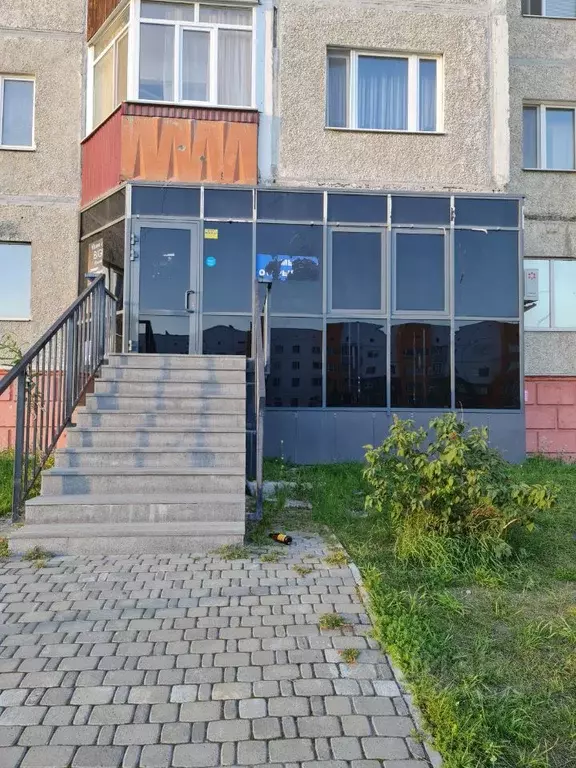 Помещение свободного назначения в Ханты-Мансийский АО, Сургут просп. ... - Фото 0