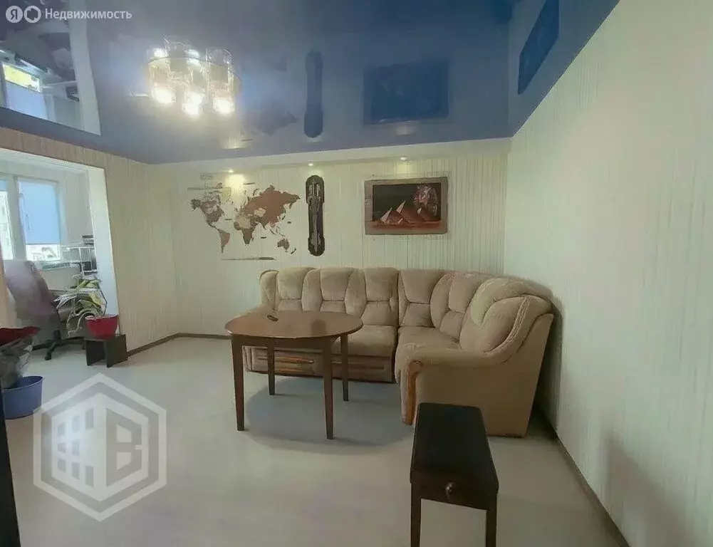 3-комнатная квартира: Севастополь, проспект Октябрьской Революции, ... - Фото 1