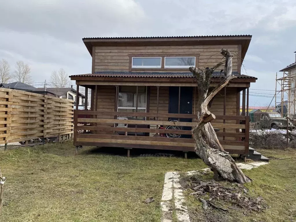 Дом в Санкт-Петербург Красный Октябрь СНТ, 3-я линия (20 м) - Фото 1