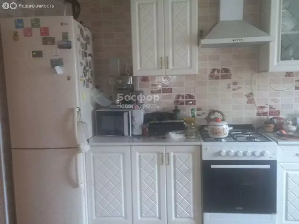 Дом в Республика Крым, муниципальный округ Феодосия, посёлок ... - Фото 1