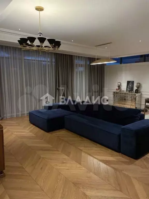 3-к. квартира, 186 м, 3/5 эт. - Фото 0
