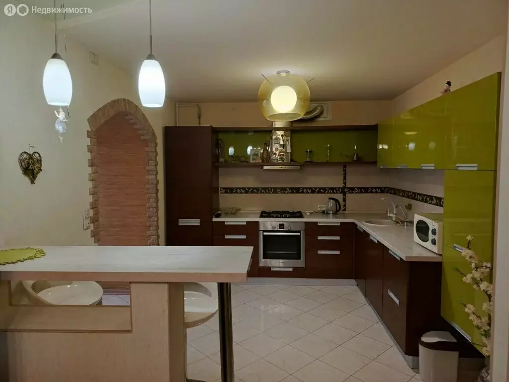 3-комнатная квартира: Брянск, улица Крахмалёва, 47 (108 м) - Фото 1