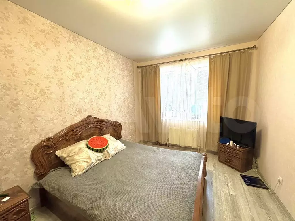 1-к. квартира, 50 м, 1/5 эт. - Фото 1