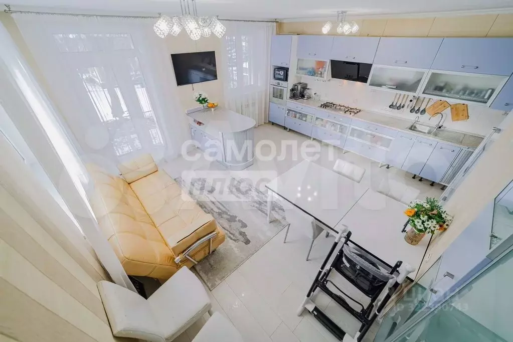 Таунхаус в Свердловская область, Екатеринбург ул. Долинка, 4 (203 м) - Фото 1