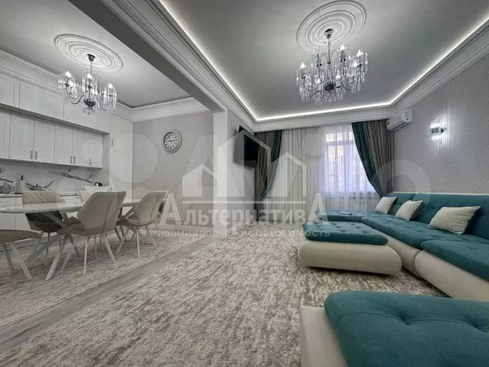 3-к. квартира, 102 м, 5/14 эт. - Фото 0