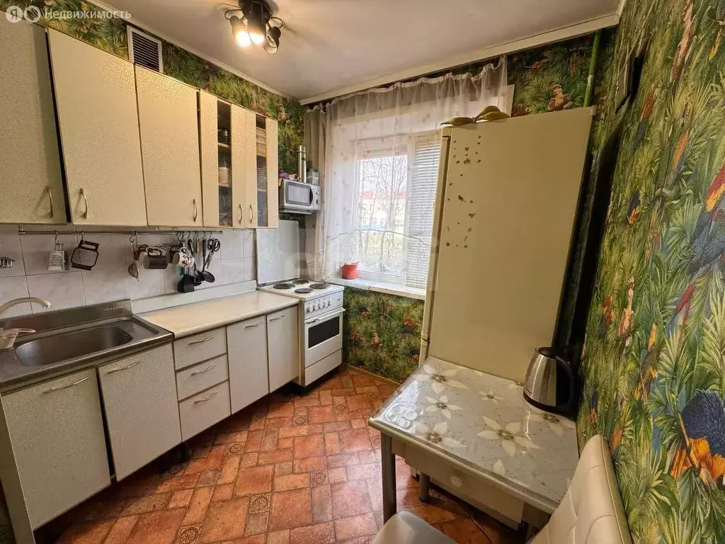 2-комнатная квартира: Междуреченск, улица Ермака, 18 (44.6 м) - Фото 0