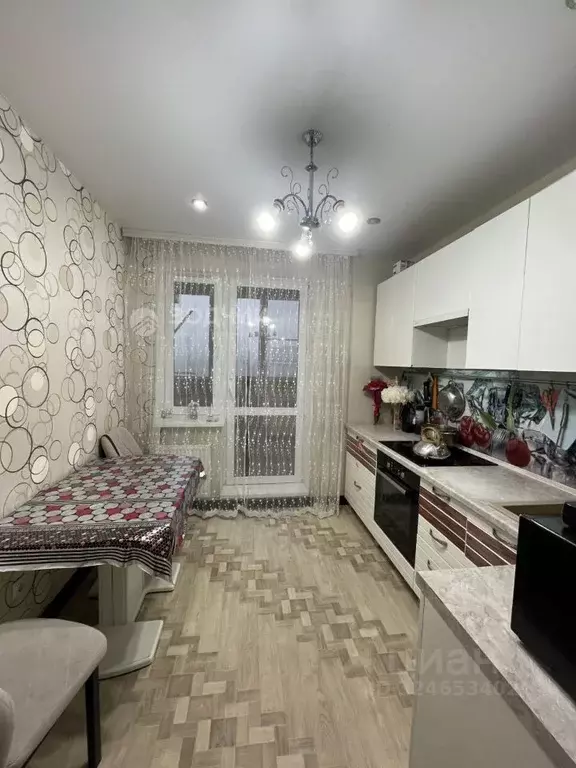 2-к кв. Чувашия, Чебоксары ул. Радужная, 18 (50.2 м) - Фото 1