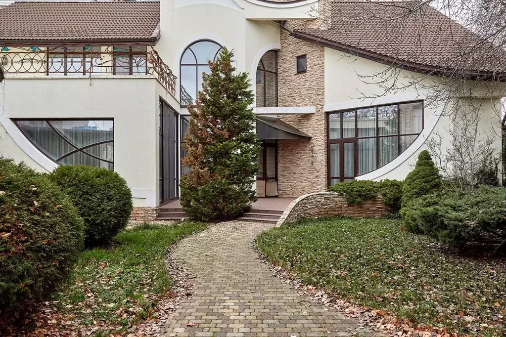 Дом в Краснодарский край, Краснодар Центральный мкр, ул. Гоголя (565 ... - Фото 1