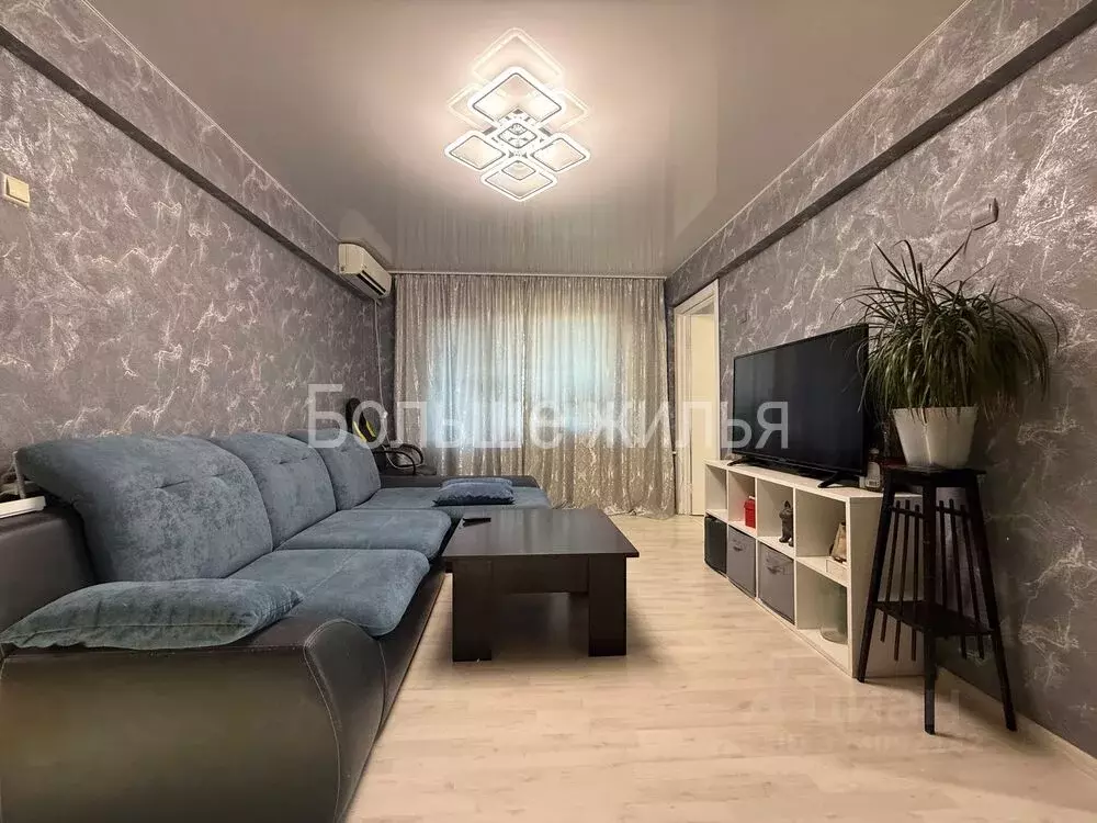 4-к кв. Волгоградская область, Волгоград Дубовская ул., 16А (58.7 м) - Фото 0