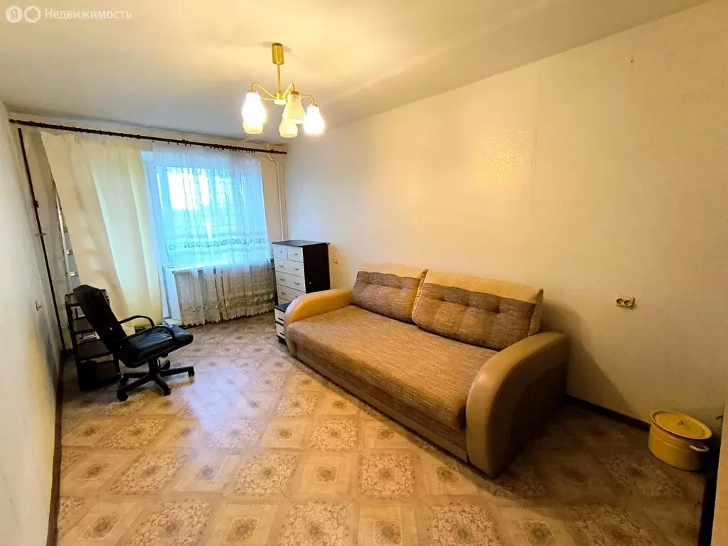 2-комнатная квартира: Лужский район, городской посёлок Толмачёво, ... - Фото 2