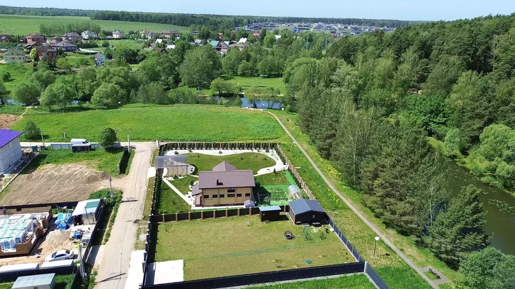 Участок в Московская область, Домодедово городской округ, д. Чулпаново ... - Фото 0