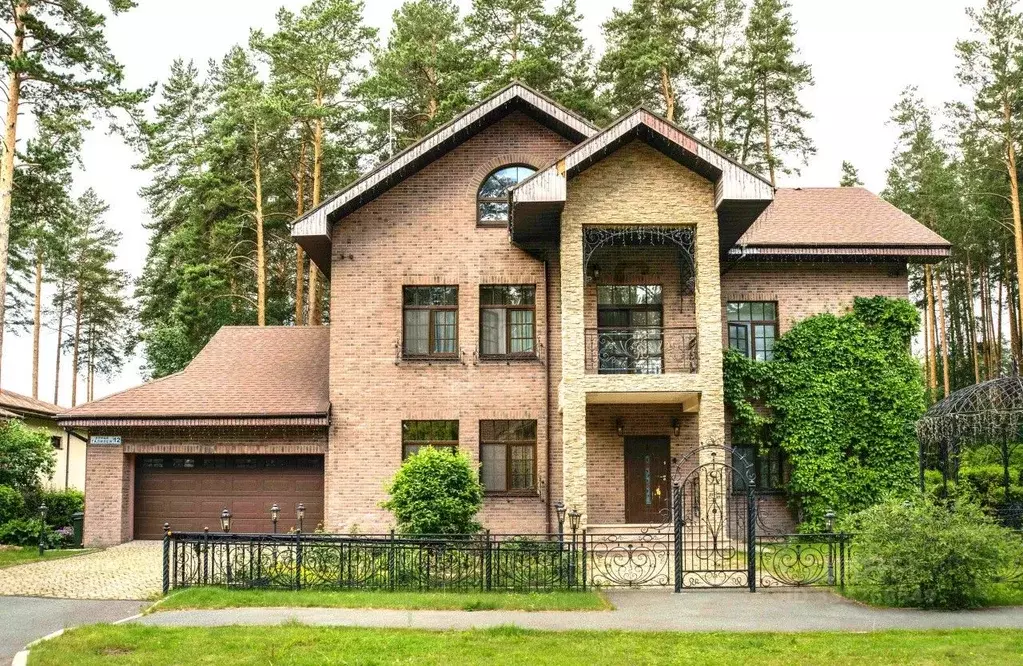 Коттедж в Свердловская область, Екатеринбург ул. Галилея, 12 (444 м) - Фото 1