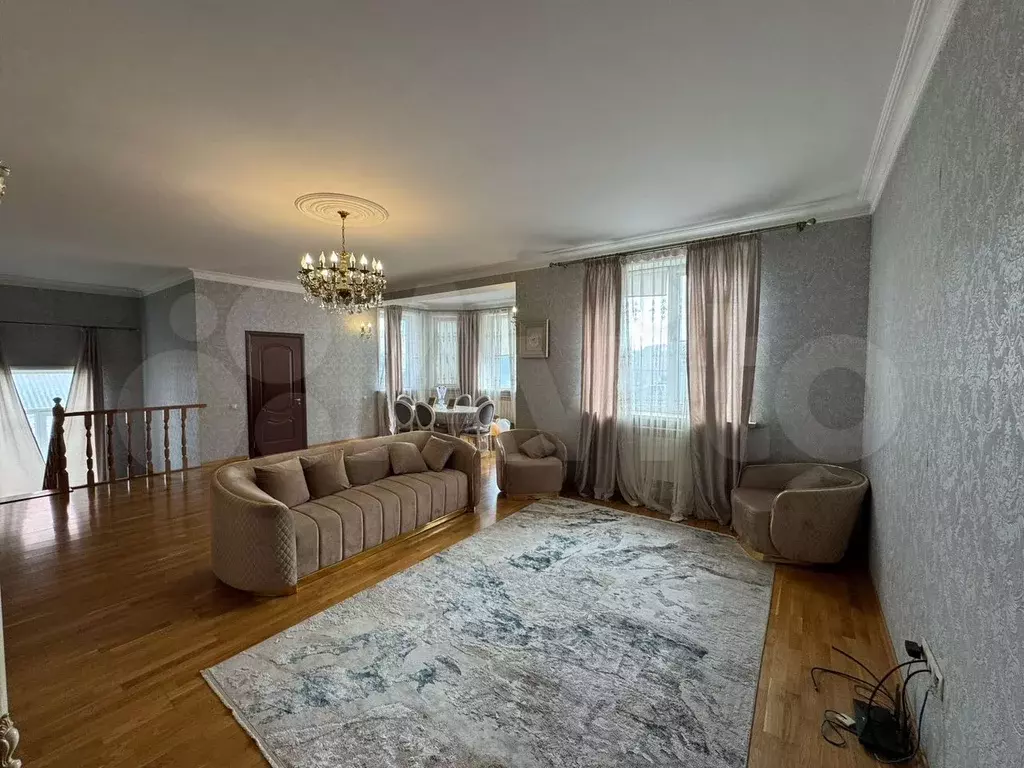 Дом 232 м на участке 6,5 сот. - Фото 0