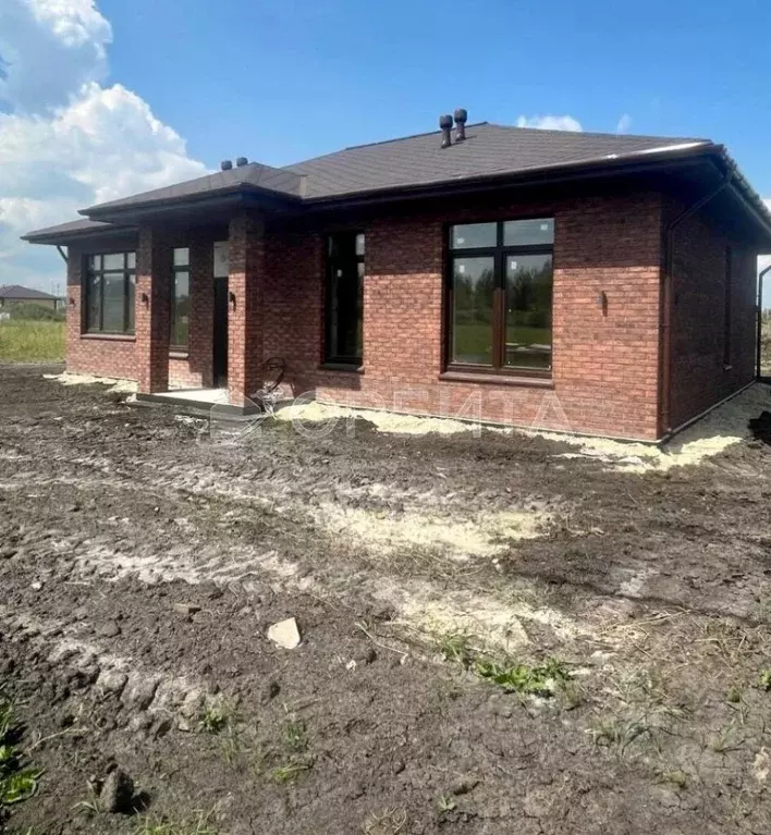 Дом в Тюменская область, Тюменский муниципальный округ, с. Чикча, ... - Фото 2