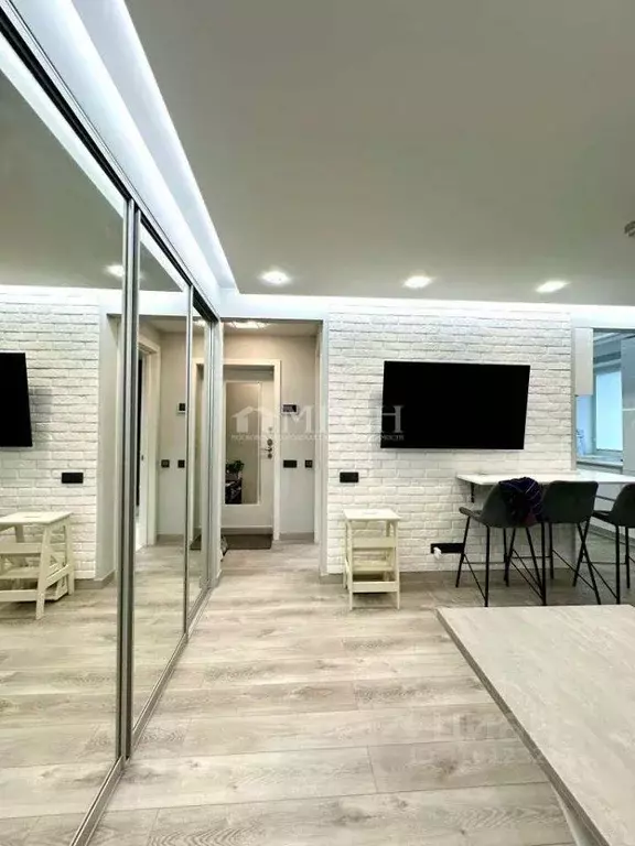 Квартира, 3 комнаты, 55 м - Фото 0