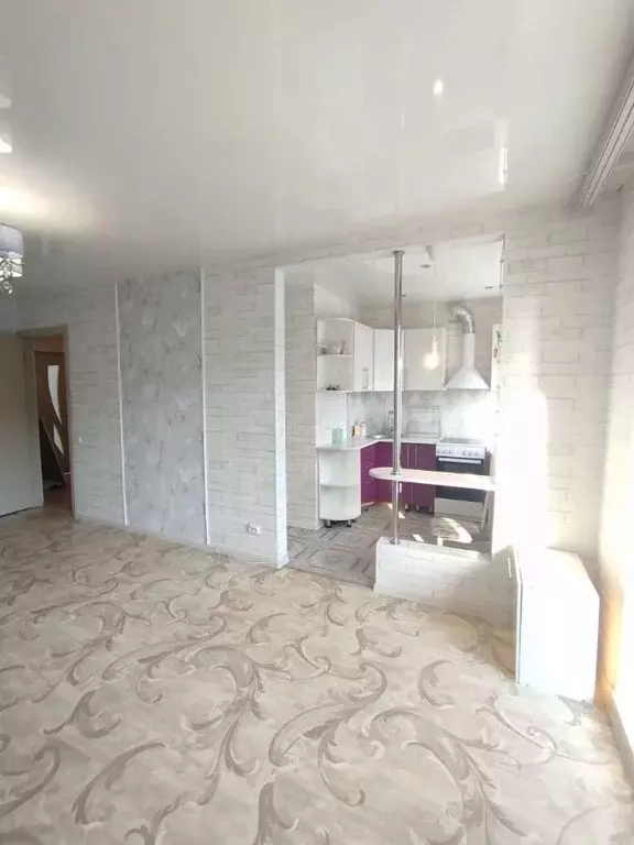 3-к кв. Красноярский край, Красноярск ул. Тимирязева, 2 (64.0 м) - Фото 1