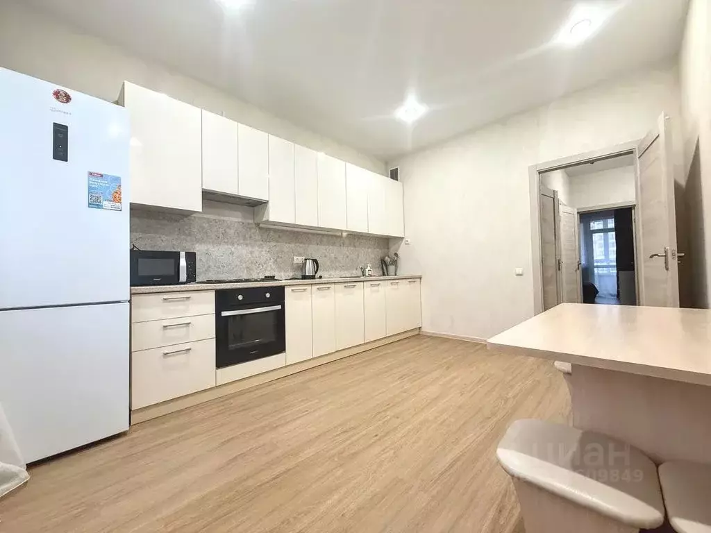 2-к кв. Крым, Симферопольский район, с. Мирное ул. Крымской Весны, 6к1 ... - Фото 1