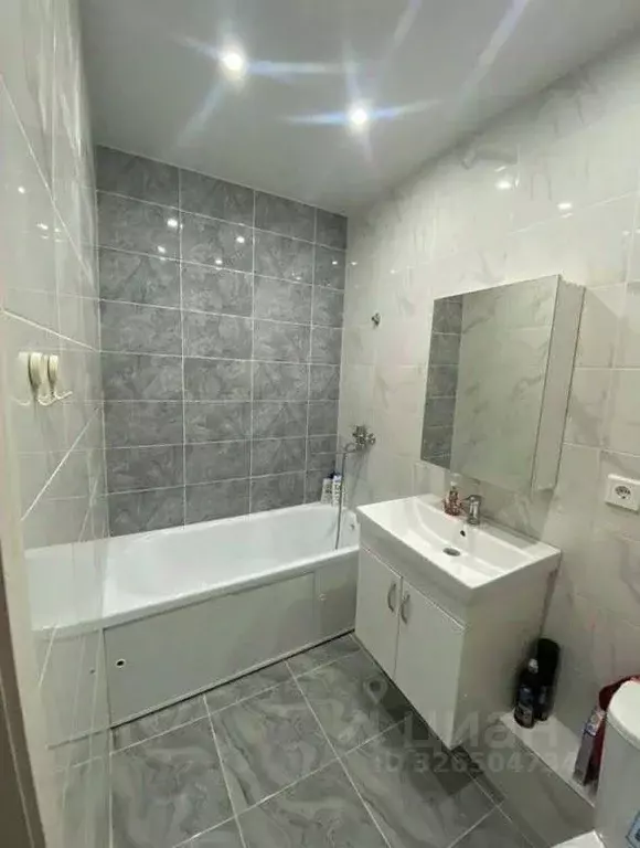 1-к кв. Саха (Якутия), Якутск ул. Лермонтова, 90/3 (35.5 м) - Фото 1