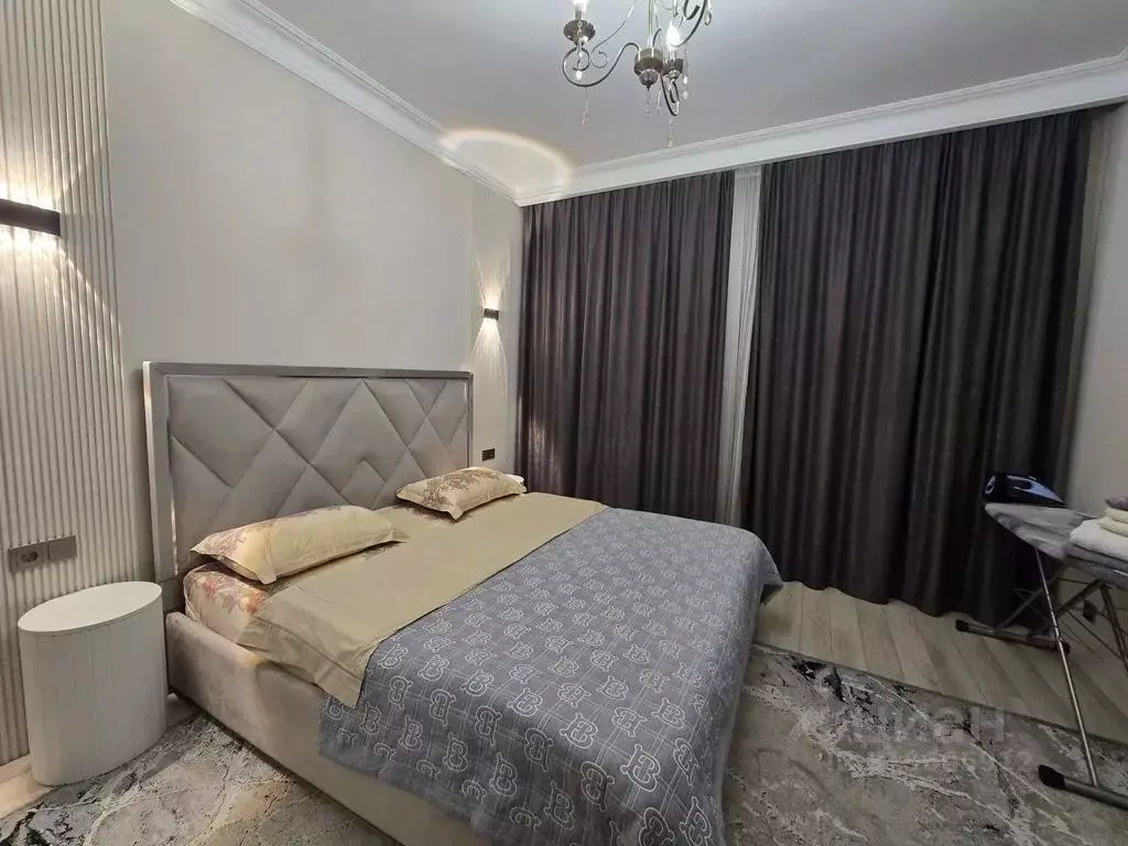 2-к кв. Дагестан, Махачкала ул. Времена Года, 15 (100.0 м) - Фото 0