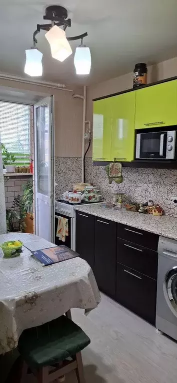 1-к. квартира, 38 м, 2/9 эт. - Фото 1