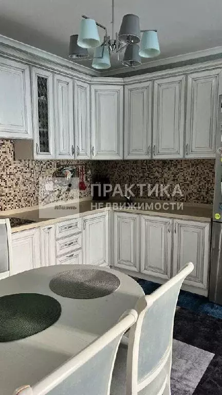 Продается 3-комнатная квартира - Фото 1