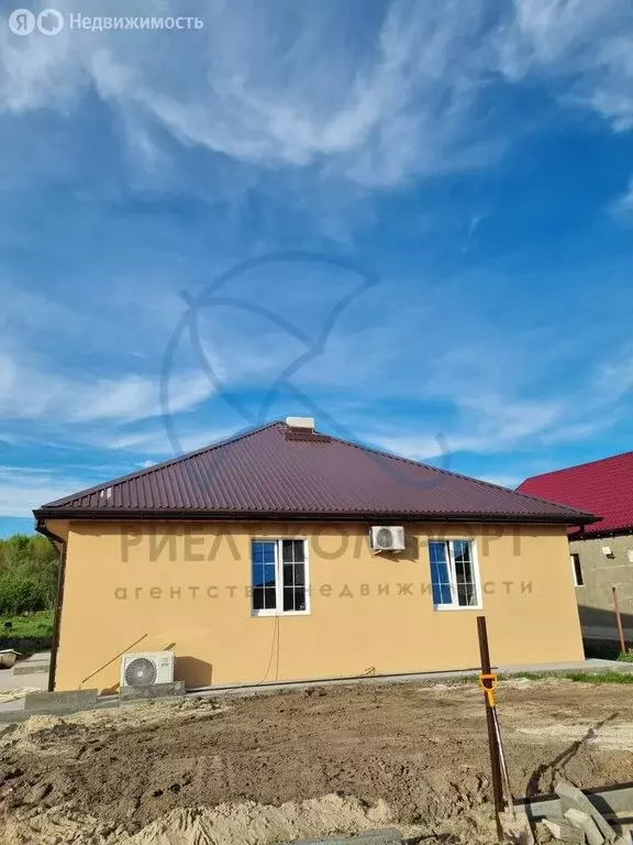Дом в посёлок Нивенское, Гвардейская улица, 6 (95 м) - Фото 1
