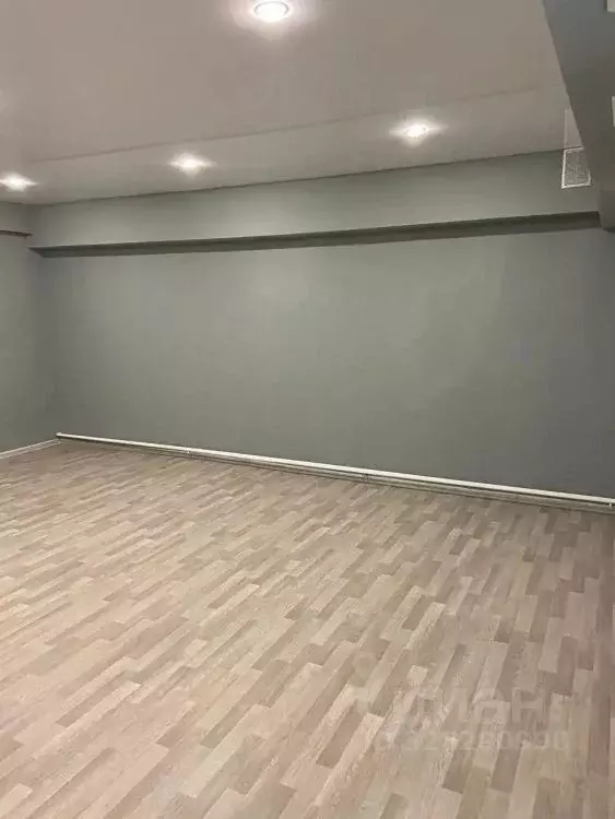 Помещение свободного назначения в Иркутская область, Иркутск Крылатый ... - Фото 1