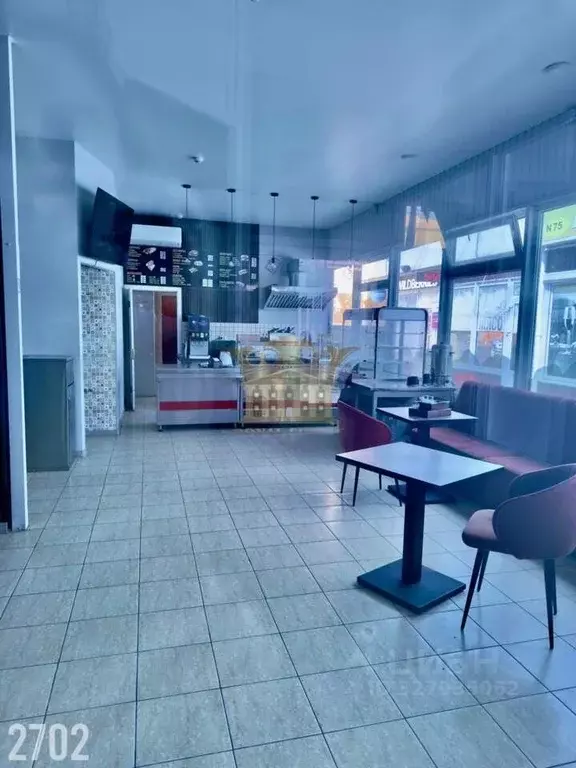 Торговая площадь в Крым, Симферополь ул. Маршала Жукова, 32 (80 м) - Фото 2