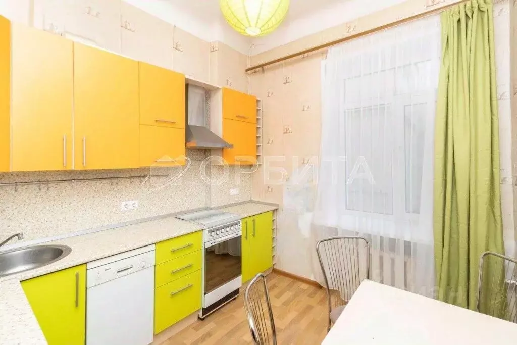 2-к кв. Тюменская область, Тюмень ул. Котельщиков, 1 (61.9 м) - Фото 2