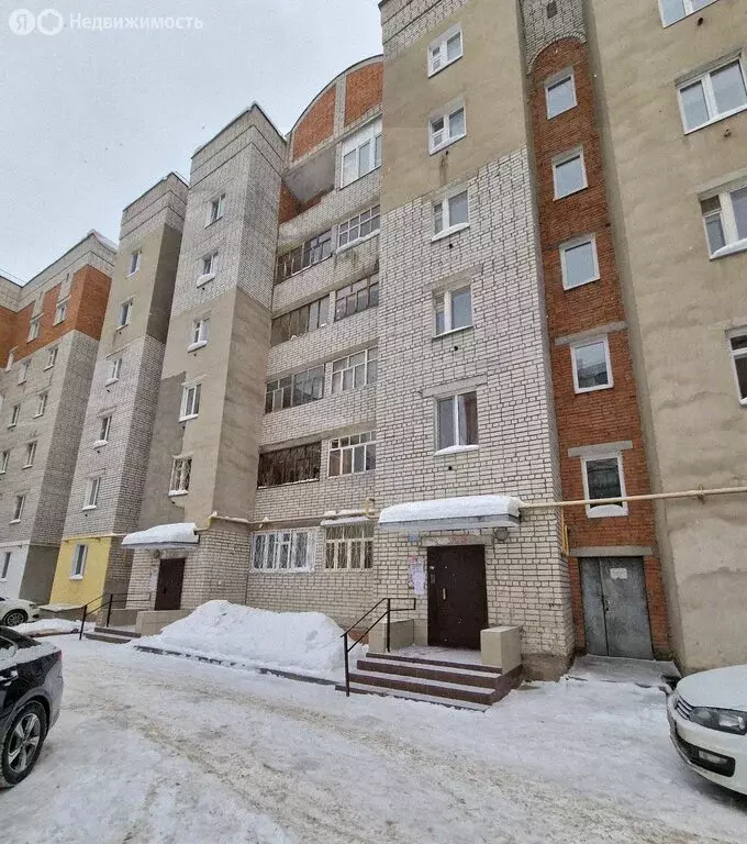 2-комнатная квартира: Зеленодольск, улица Шустова, 2 (66.8 м) - Фото 1