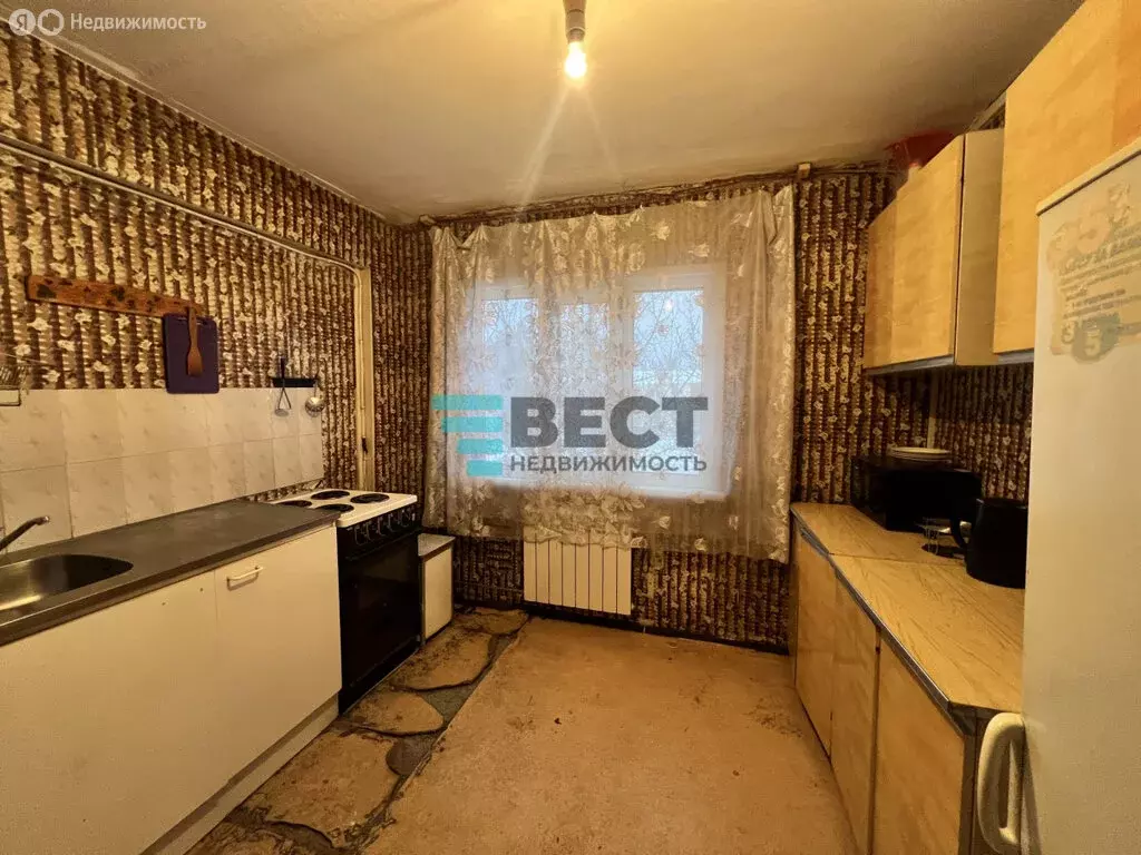 4-комнатная квартира: посёлок Новый Каракан, улица Содружества, 24 ... - Фото 0