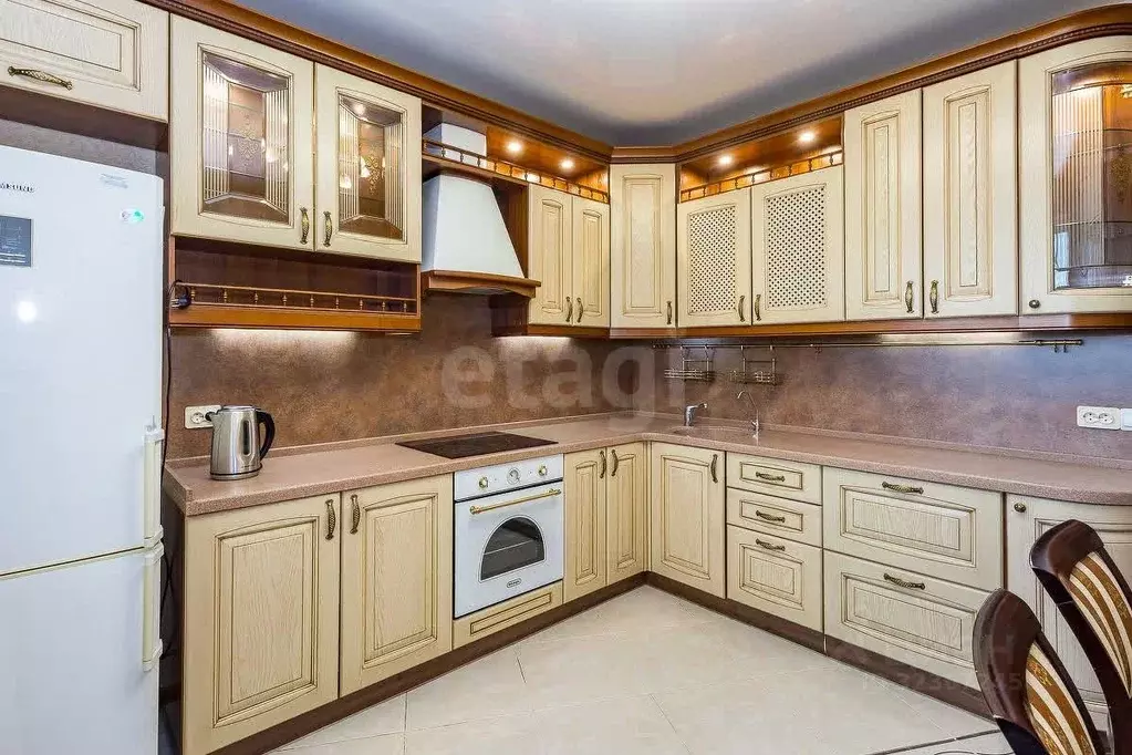 2-к кв. Амурская область, Благовещенск ул. Горького, 154 (61.3 м) - Фото 1