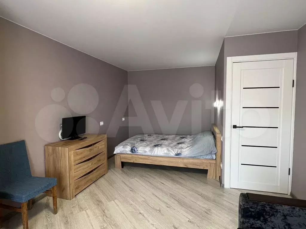 1-к. квартира, 37 м, 8/10 эт. - Фото 1