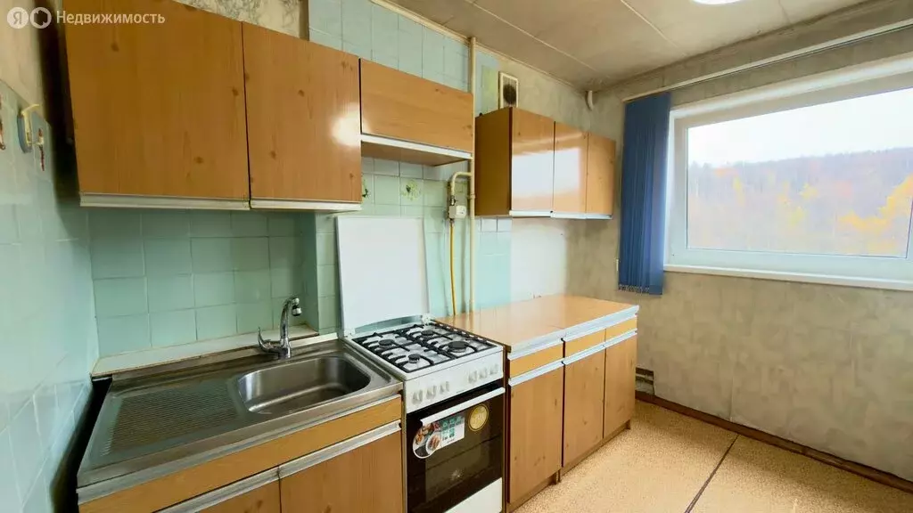 3-комнатная квартира: Мурманск, проспект Героев-Североморцев, 9к2 ... - Фото 1