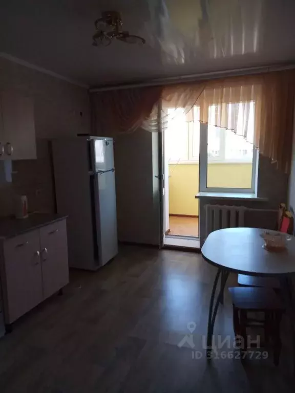 1-к кв. Брянская область, Брянск ул. Счастливая, 5 (42.0 м) - Фото 1