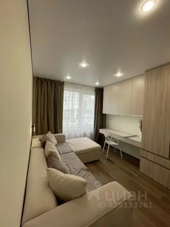 2-к кв. Тюменская область, Тюмень ул. Газовиков, 38 (50.0 м) - Фото 1