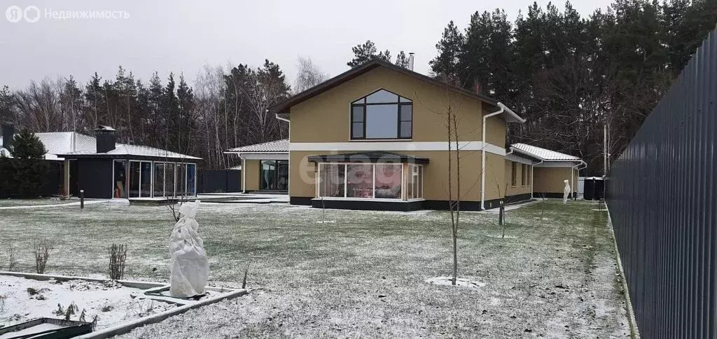 Дом в село Айдарово, Садовая улица, 52 (275.5 м) - Фото 1