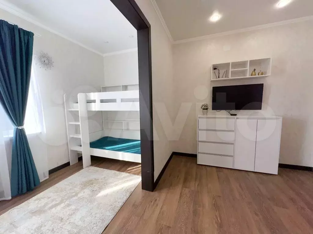 1-к. квартира, 57 м, 2/6 эт. - Фото 1