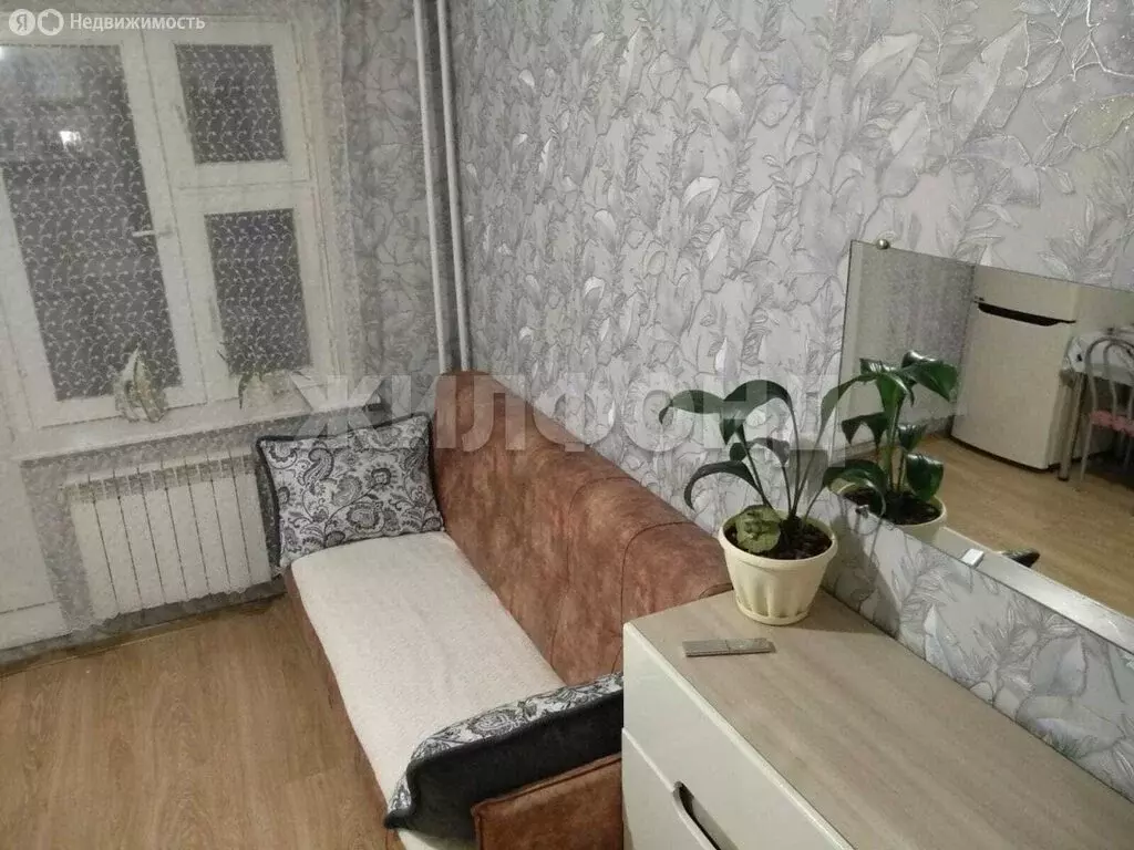 Квартира-студия: Новосибирск, улица Одоевского, 1/2 (17.1 м) - Фото 2